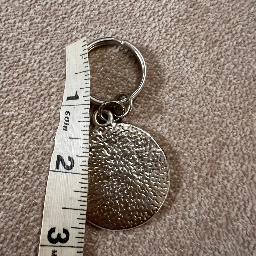 Red Smiley Face Keychain - Picture 4 of 4